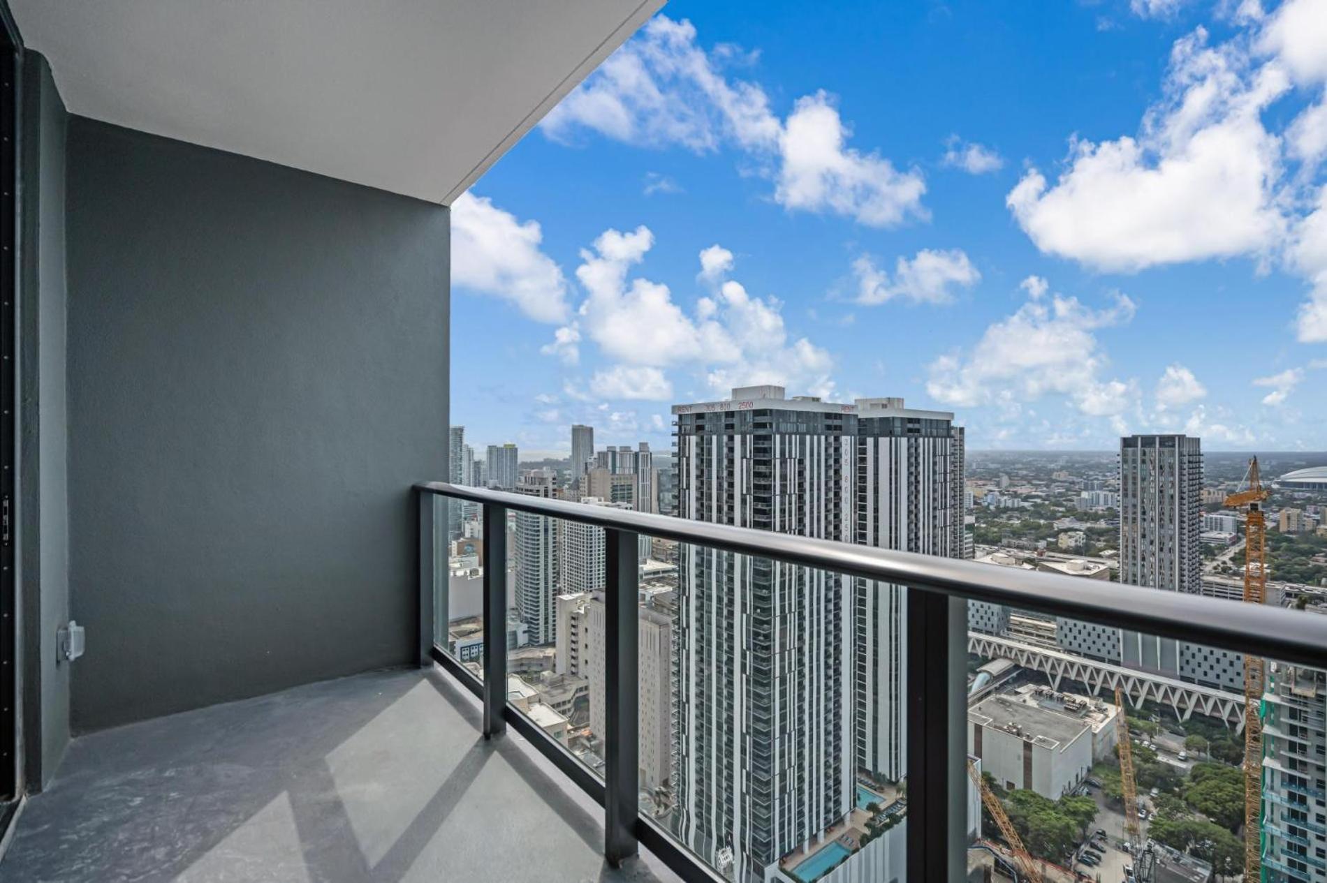 Modern 1Br Apartment With Breathtaking Views Heart Of Downtown Miami Extérieur photo